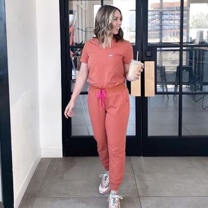 Terracota and pink Figs scrubs